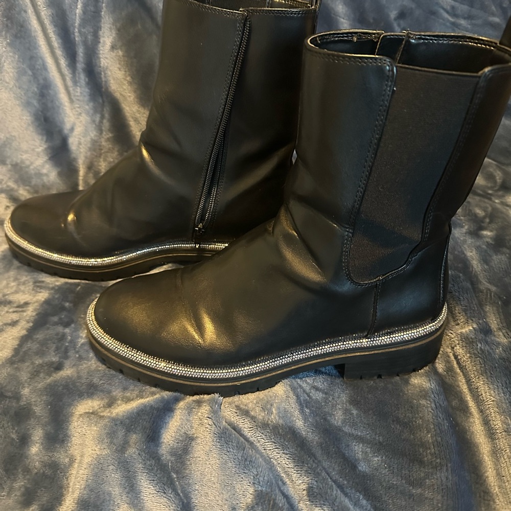 INC Women’s Size 10 Black Boots with Bling